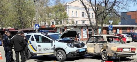 В Каменском у налоговой случилась дорожная авария Днепродзержинск