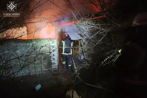Ночью в Каменском горело здание Днепродзержинск