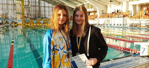 Каменские пловцы в первый день чемпионата Украины завоевали 9 наград Днепродзержинск