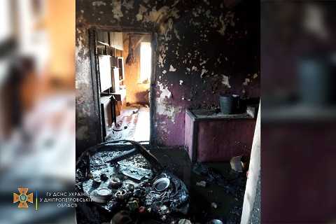 В больницу СМП г. Каменское доставили пострадавших на пожаре людей Днепродзержинск