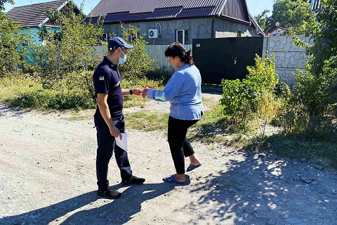Спасатели г. Каменское рассказали жителям города о пожарной безопасности в быту Днепродзержинск