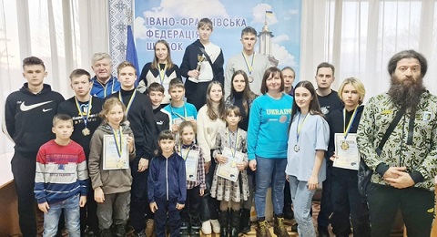 Каменские шашисты заняли 33 призовых места Чемпионата Украины Днепродзержинск