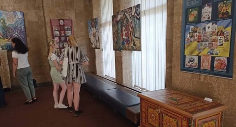 В Музее истории г. Каменское открыли выставку Днепродзержинск