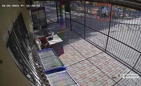 Полицейские г. Каменское разыскивают мошенниц Днепродзержинск