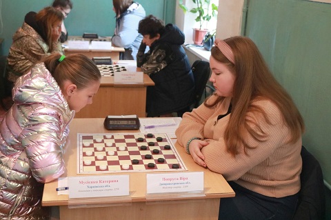 Каменские шашисты успешно выступили на чемпионате Украины Днепродзержинск