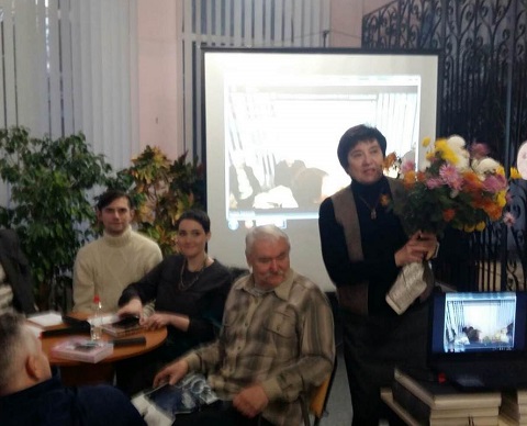В Каменском провели вечер поэзии Днепродзержинск