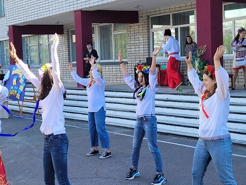 В учебных заведениях Каменского провели «Осенние ярмарки» Днепродзержинск